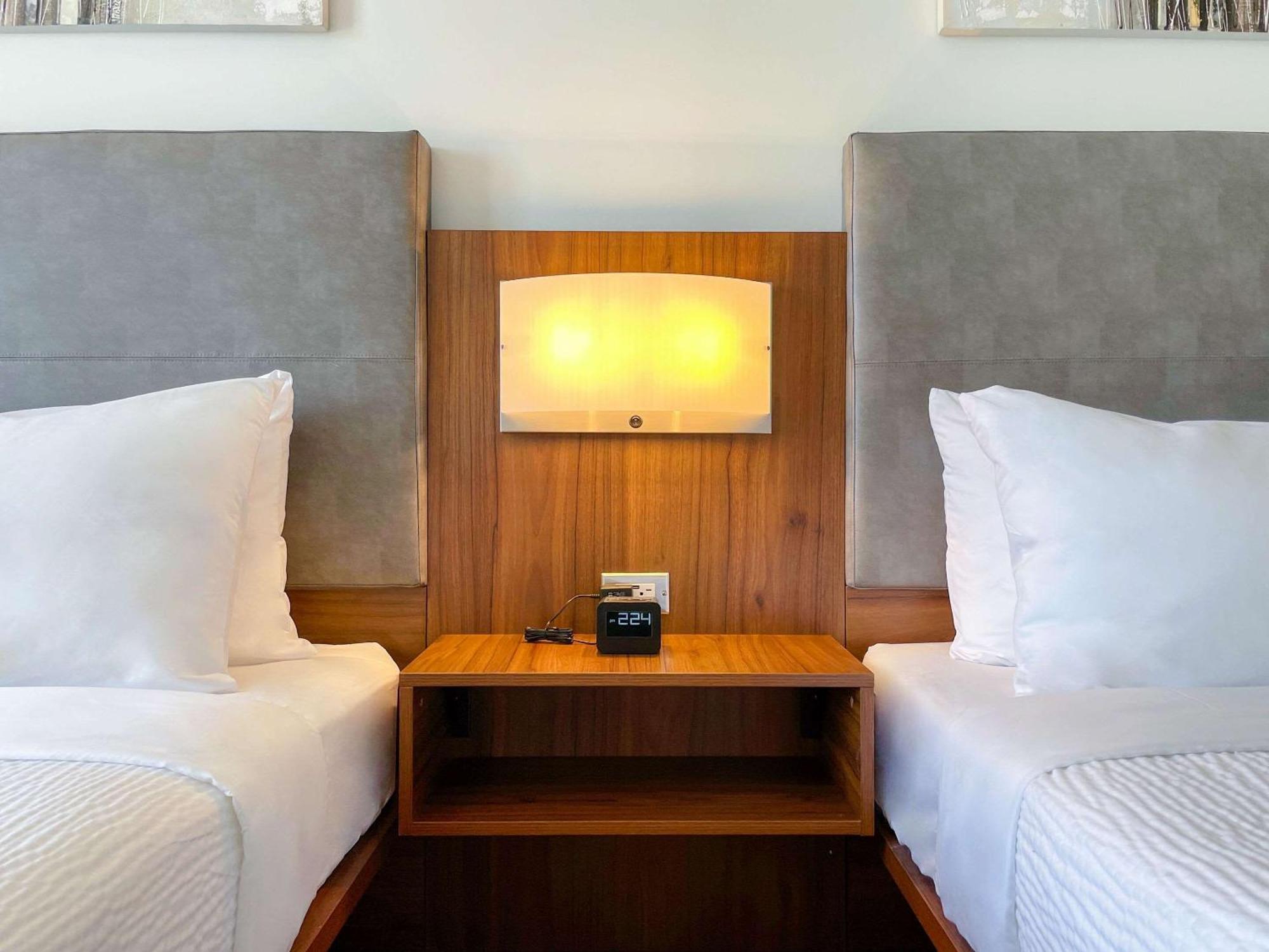 קוויבק סיטי Quality Inn מראה חיצוני תמונה